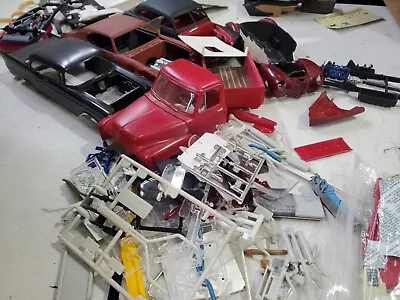 Model Car Junkyard Lot Bodys Interiors Chassis 1/24 1/25 Chrome Mustang F100 • $8.50