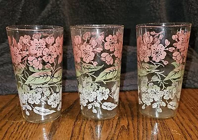 Vintage 3 Swanky Swigs Juice Glasses • $16.80