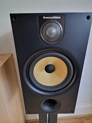 B&W 685 S2 Speakers (Pair) With Stands • £185