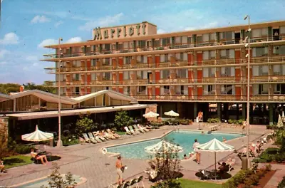 Marriot Motor Hotel Hot Shoppes Restaurant Washington DC Swimming Pool Postcard • $4.95