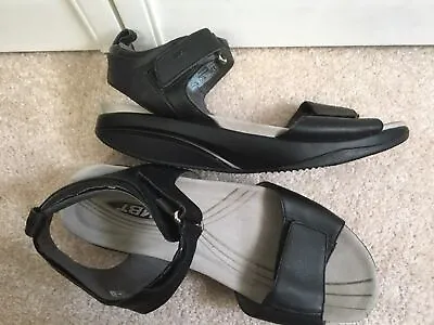 MBT Size 10 Pia Black Leather Sandals • $85