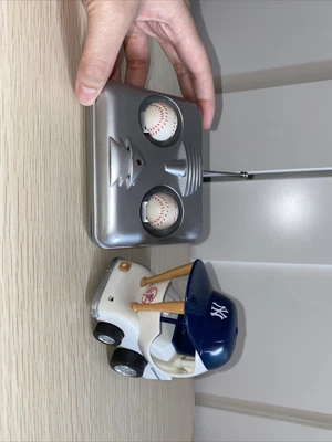 $12.99 • Buy Danbury Mint New York Yankees Bullpen Car Golf Cart MLB Baseball **PLS READ**