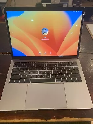 Apple MacBook Pro 13  2017 A1708 I5-7360U 2.30GHZ 8GB 256GB SSD -READ- • $200