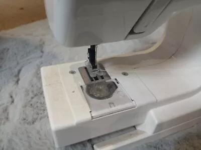 Janome 2200XT Sewing Machine - White-petite • £45