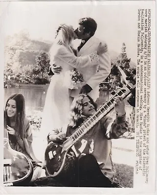  HINDU  Meredith MacRae WEDDING Pacific Palisades CA  * VINTAGE 1969 Photo • $31