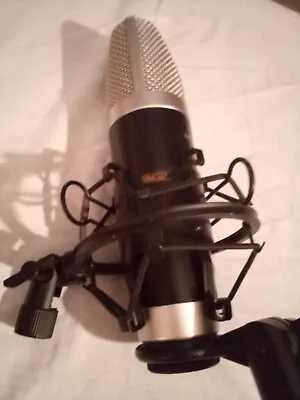 M-Audio Microphone With Auray Cage • $45