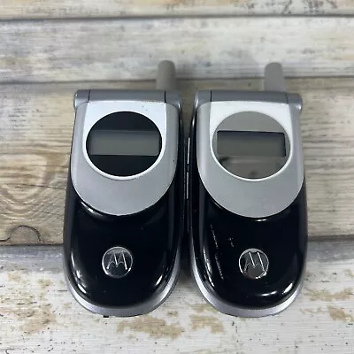 Set Of 2 Motorola V188 Black & Silver T-Mobile Rare Flip Cell Phone Bundled • $35