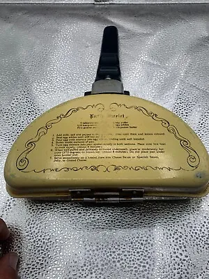 Vintage Mirro Puffy Omelet  French Omelet Pan Preowned Preloved Used RARE  • $10