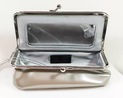 BRAND NEW Beijo Makeup/Jewelry Travel Case In PLATINUM Polyvinyl RARE • $13.99