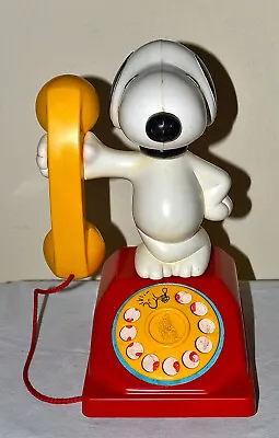 Vintage Hasbro 1966 Peanuts Characters Snoopy Rotary Telephone Spins When Dialed • $24.95