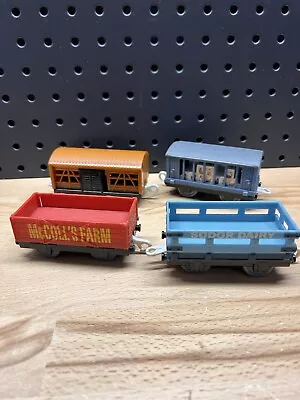 Thomas & Friends Trackmaster Cargo Lot McColls Farm Dairy Cattle Chicken Cars • $20.69