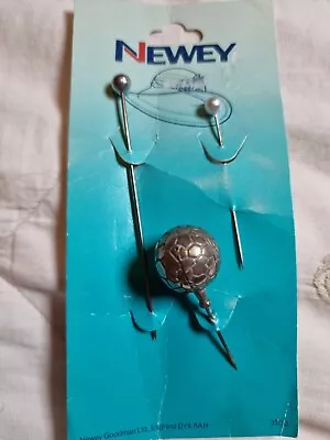 £10 • Buy Silver Ball Hat Pins