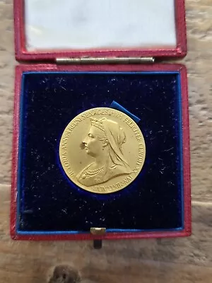 1897 Great Britain Victoria Diamond Jubilee 24ct Gold Medal 26mm 12.8grams  • $1237.13