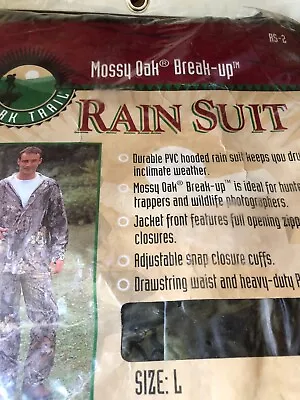 HUNTING - Mossy Oaks Rain Suit Size Large  • $17.50