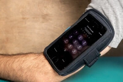 $20 • Buy Iphone Armband (6 Plus/7 Plus/8 Plus/XS Max/ 11 Pro Max)