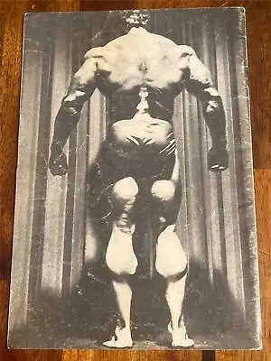 Arnold  Strong  Schwarzenegger BUILDING A WIDE MUSCLE-STUDDED BACK Booklet 1975 • $40