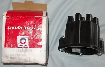 Vintage OEM/NOS Delco Remy Chevrolet/GM Points Distributor Cap 1 #D308R  1971244 • $59.99