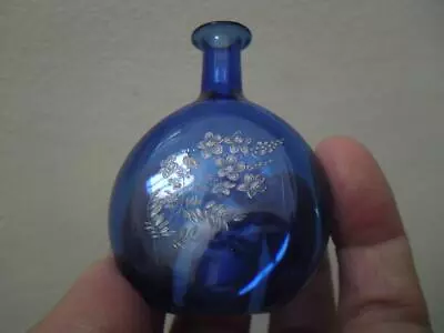 Miniature Hand Blown Cobalt Blue Painted Floral Glass Scent Snuff Perfume Bottle • $18.67