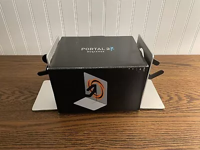 $59.99 • Buy Portal 2 ThinkGeek Rare Video Game Bookends Aluminum Metal Book Ends