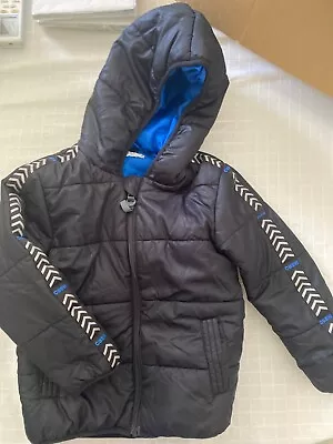 Boys Size 4 Black Puffer Jacket With Hoodie • $8