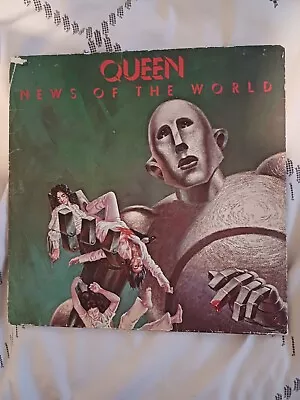 News Of The World - Queen - Vinyl LP - Gatefold Sleeve • £5