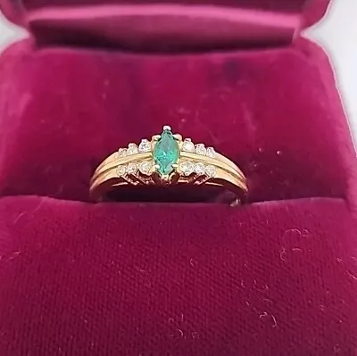 Vintage 14kt Yellow Gold Marquise Cut Emerald & Diamond  Ring Size 8.5 • $699.99