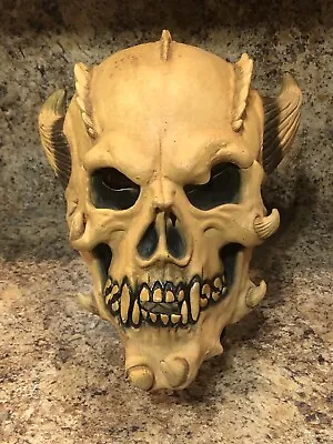 $18.99 • Buy Skeleton, Goblin, Ghoul, Demon Costume Halloween Mask -Flesh Color Spikes Horns