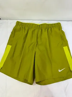 Nike Men's SZ M Dri-FIT Challenger 7  Brief-Lined Versatile Shorts DV9359-390 • $16.99