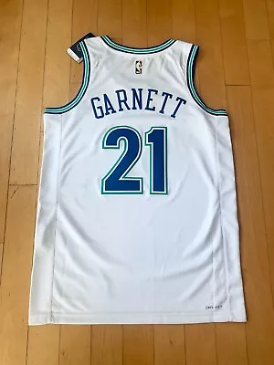 NBA Kevin Garnett Timberwolves Classic Swingman Jersey Size M 44 [Minor Flow] • $59.99