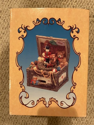 $14.99 • Buy Musical Collection Music Box Plays You Are My Sunshine Kingstate Corp # 9473 NiB