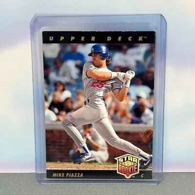 1992 Upper Deck Baseball Mike Piazza #2 Star Rookie Los Angeles Dodgers V2 • $3