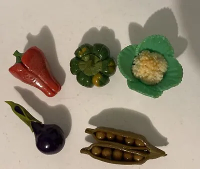 Vintage Set Of 5 Vegetable Magnets  • £6.70