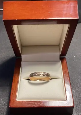 Vintage 9ct Yellow Gold W/Vine Leaf Engraved Band Ring Size Q/R 2.2g (Boxed) • £95