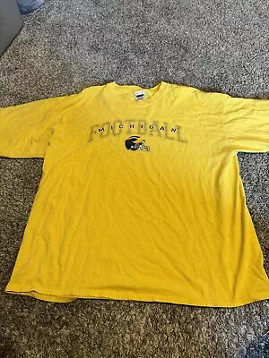 Michigan Wolverines Yellow Football  T-Shirt XXL • $15