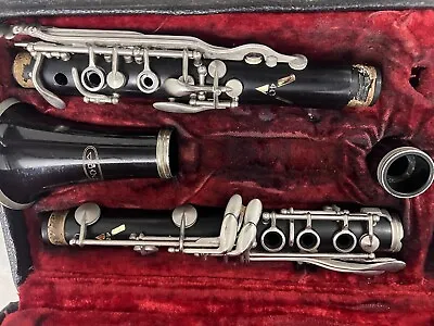 Le Blanc Vito V40 Clarinet SN E30341 • $75