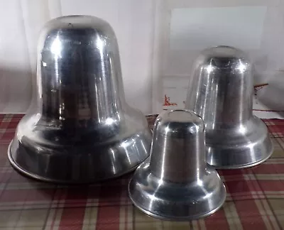 Set Of 3 3-Dimensional Bell Shaped Aluminium Cake Tins 3D 3 Sizes • £15