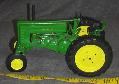 Ertl Prestige Collection 1/16 Scale 1947 Model G John Deere Tractor Die Cast • $49.95