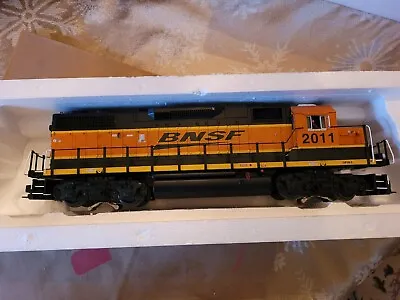 ON SALE!      MTH 20-2187-1 BNSF GP38-2 Diesel Engine #2011 With PS2 Sounds • $199