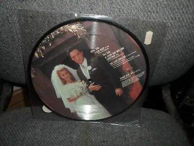 Elvis Presley Picture Disc Merry Christmas UK Ep 1983 Rare 5000 Pressed • $29.99