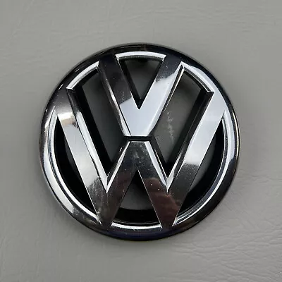 2011-2014 Vw Jetta Front Grille Emblem Badge Logo Chrome Factory 5c6 853 601 Oem • $37