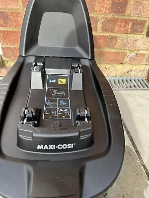 Maxi-Cosi 2 Way Fix Isofix Car Seat Base For Pebble & Pearl Car Seats • £28