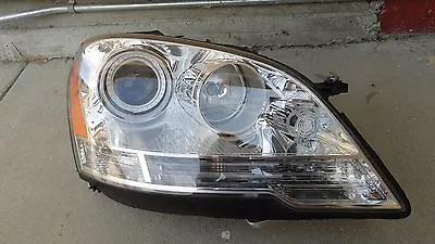 D70813 Mercedes ML350 ML550 2009 2010 2011 RH Xenon HID Adaptive Headlight OEM  • $399.99