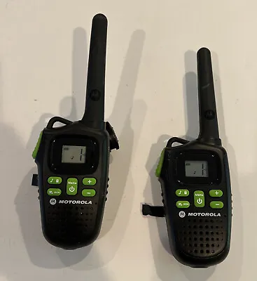 Set Of 2 Motorola MD200R Talkabout 20 Mile Two-Way Radio 22 Channel • $24.99