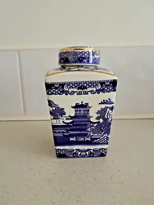 Vintage Wade Pottery Blue & White Willow Pattern  Tea Caddy Ringtons (1991) • £9.99