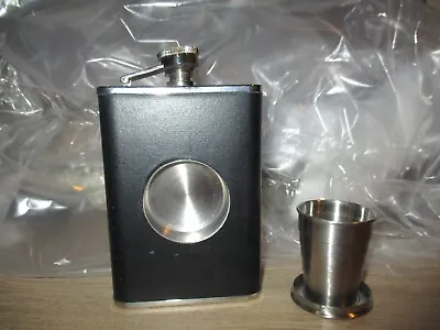 Hip Flask 8oz Flasks For Men With Built In Collapsible Shot Glass • £4