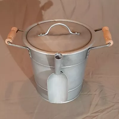 Vintage Style Ice Bucket W/ Lid And Scoop Wood Handles • $18