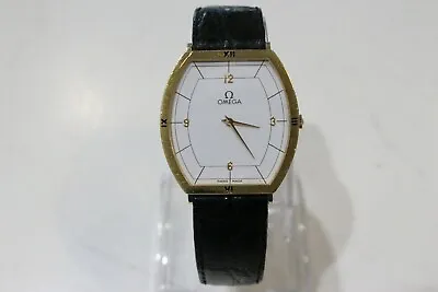 Vintage OMEGA Tonneau 18K Gold Quartz 29mm Men's Watch • $1399