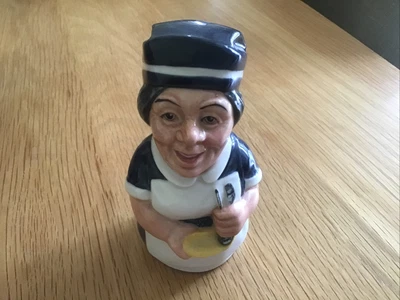 £2.99 • Buy Royal Doulton Figure Candle Snuffer Nurse Nostrum