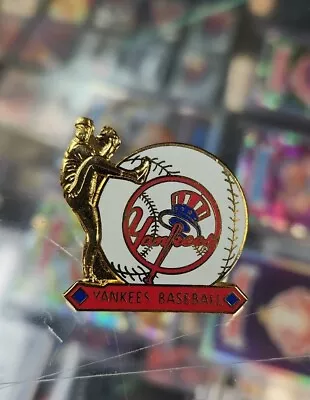 2008 Pin - New York Yankees MLB Golden Pitcher Logo Pin Limited /10k Made 💥 • $12.88