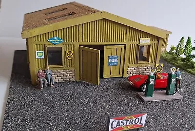 Model Garage Landscaped 1/43 Scale Handbuilt C/w Petrol Pumps & Figures (green) • £52